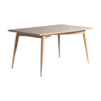 Dining table with laminate cladding, solid oak base