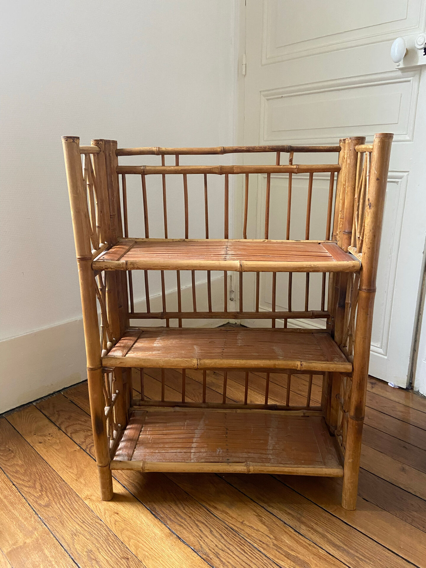 Foldable rattan furniture