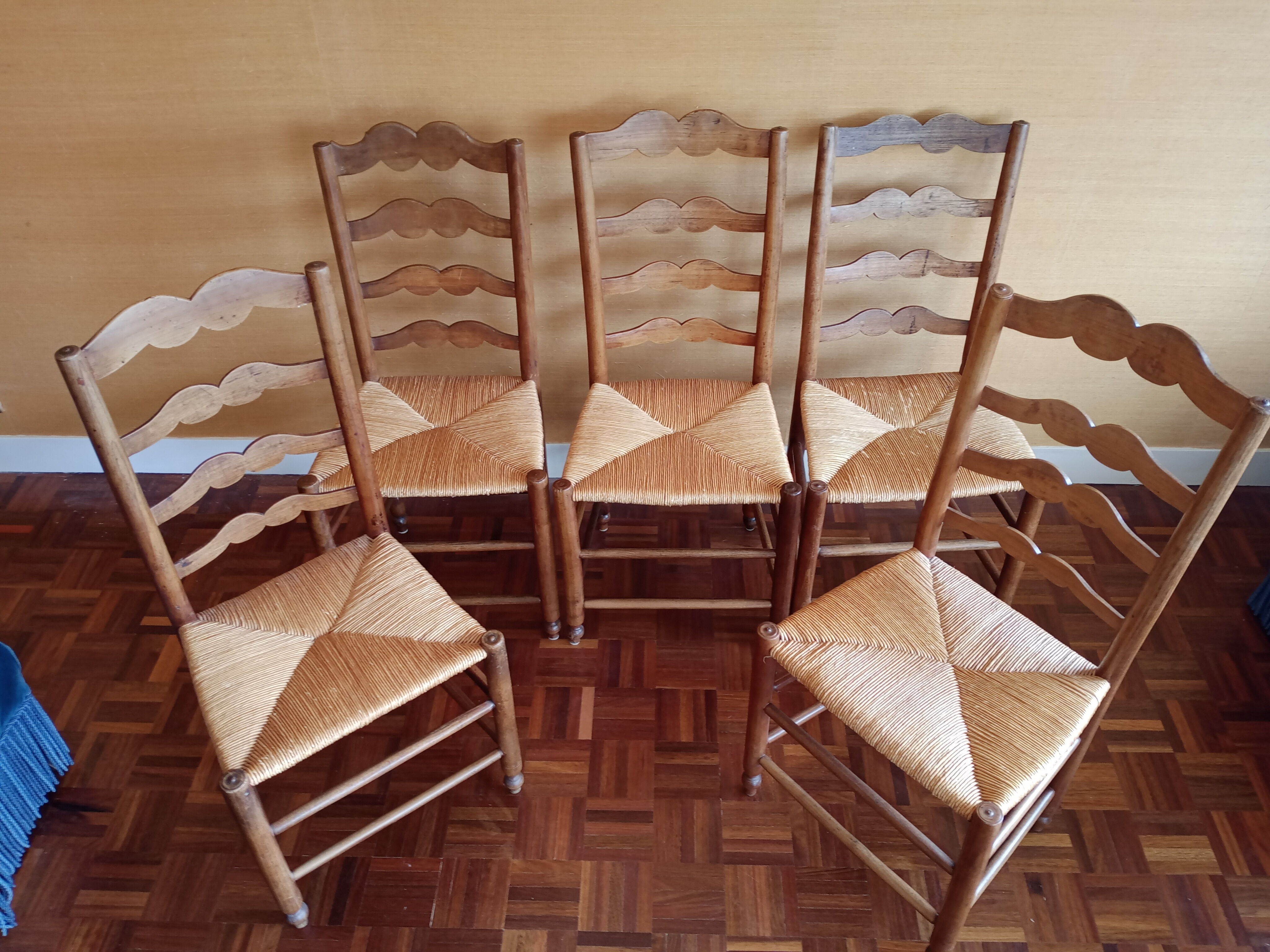 6 old straw chairs 19th