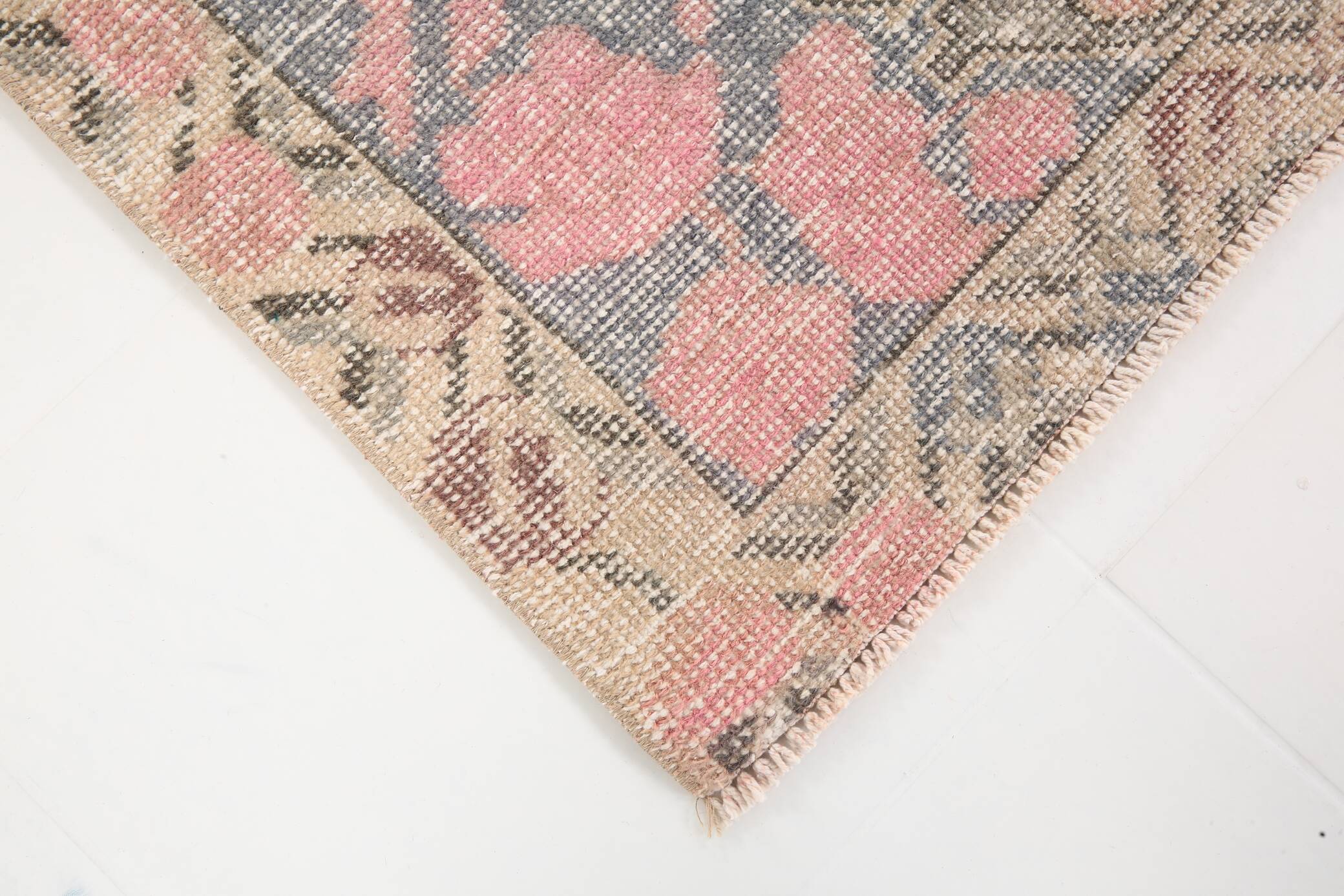 4x7 Soft Color Classic Oriental Vintage Area Rug, 128x211Cm SK 5935