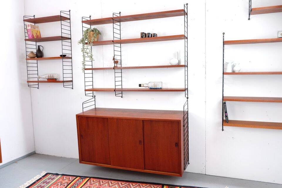 Nisse String shelf in teak, retro vintage style from the 60s-70s.