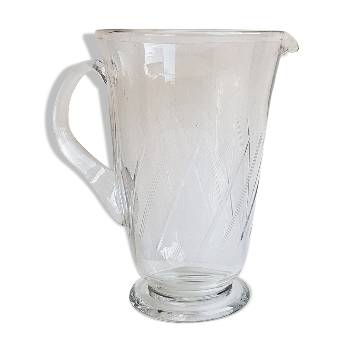 Glass carafe
