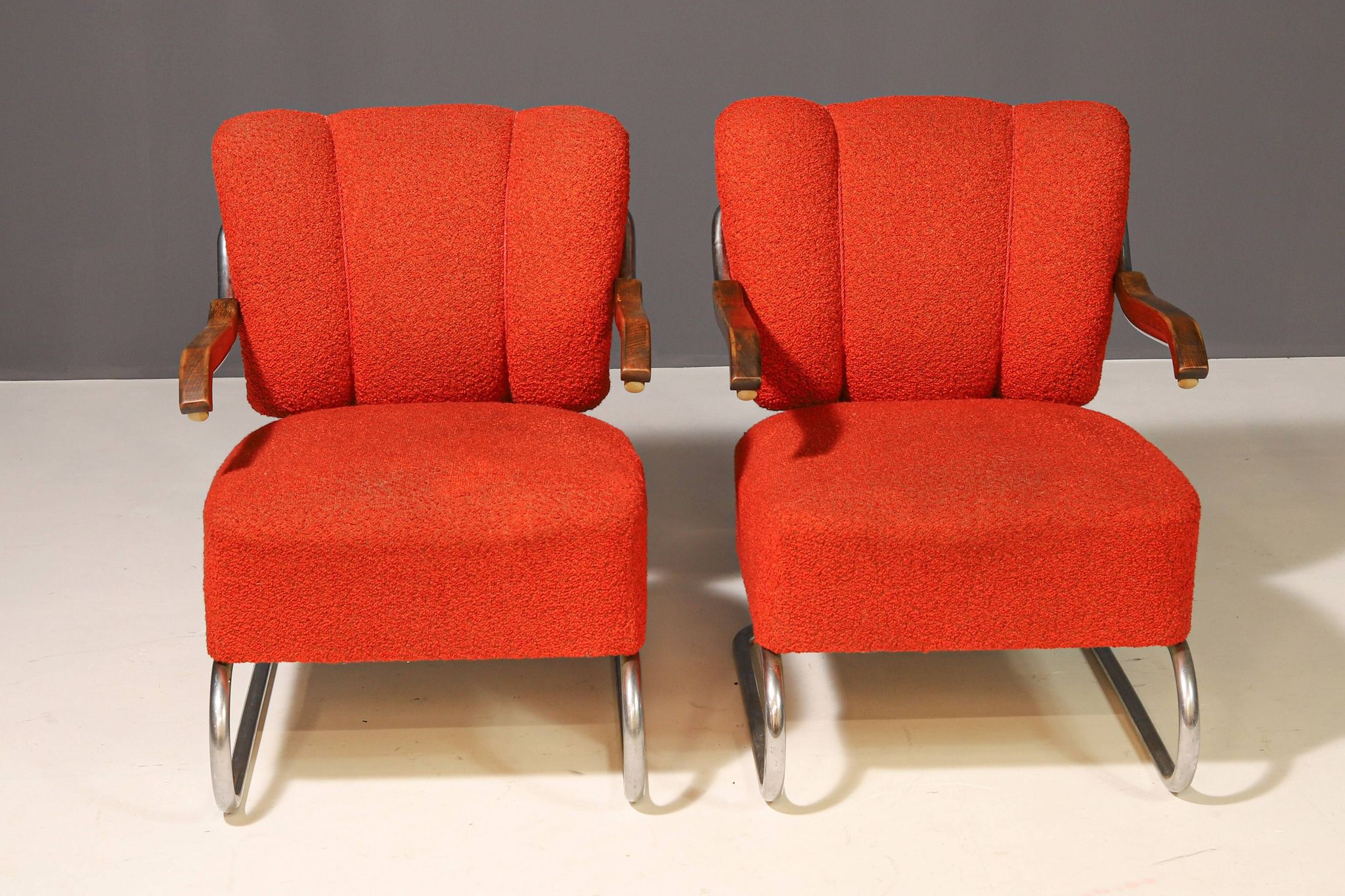 Pair of Bauhaus cantilever armchairs | Thonet, 1930s