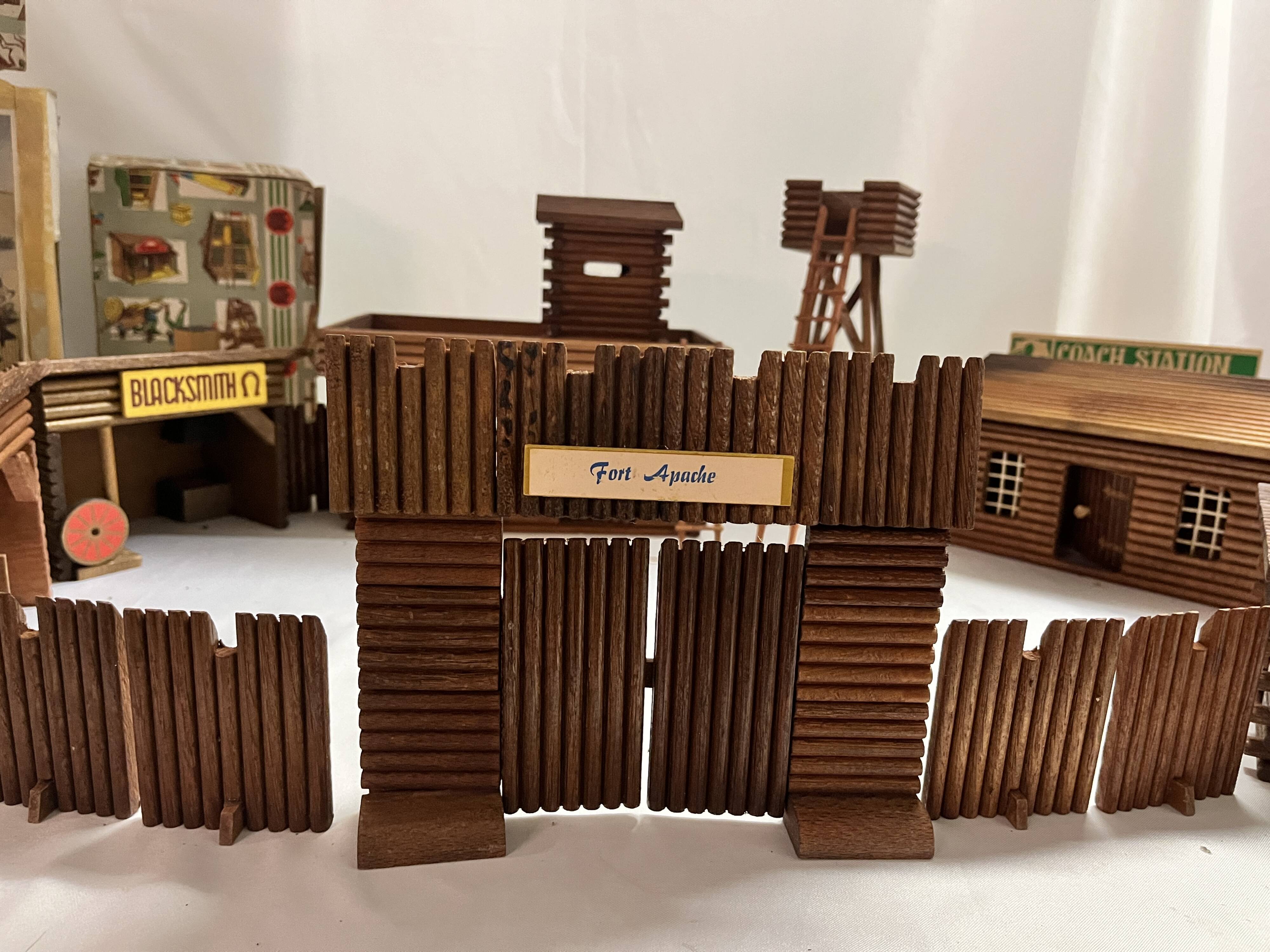 Old western toy Fort Apache brand SHG circa 1970