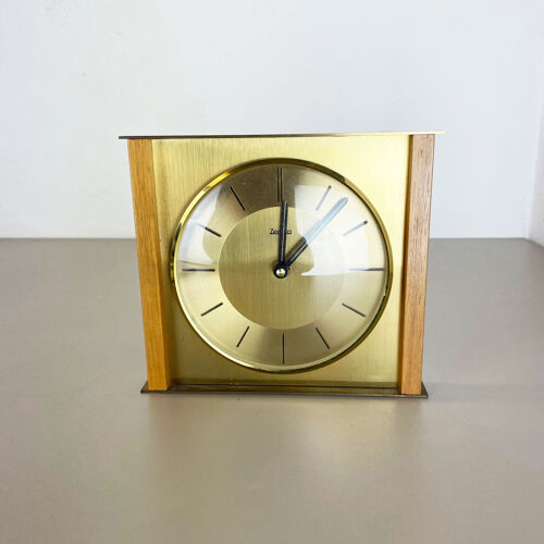 Horloge de table par Zentra, Allemagne