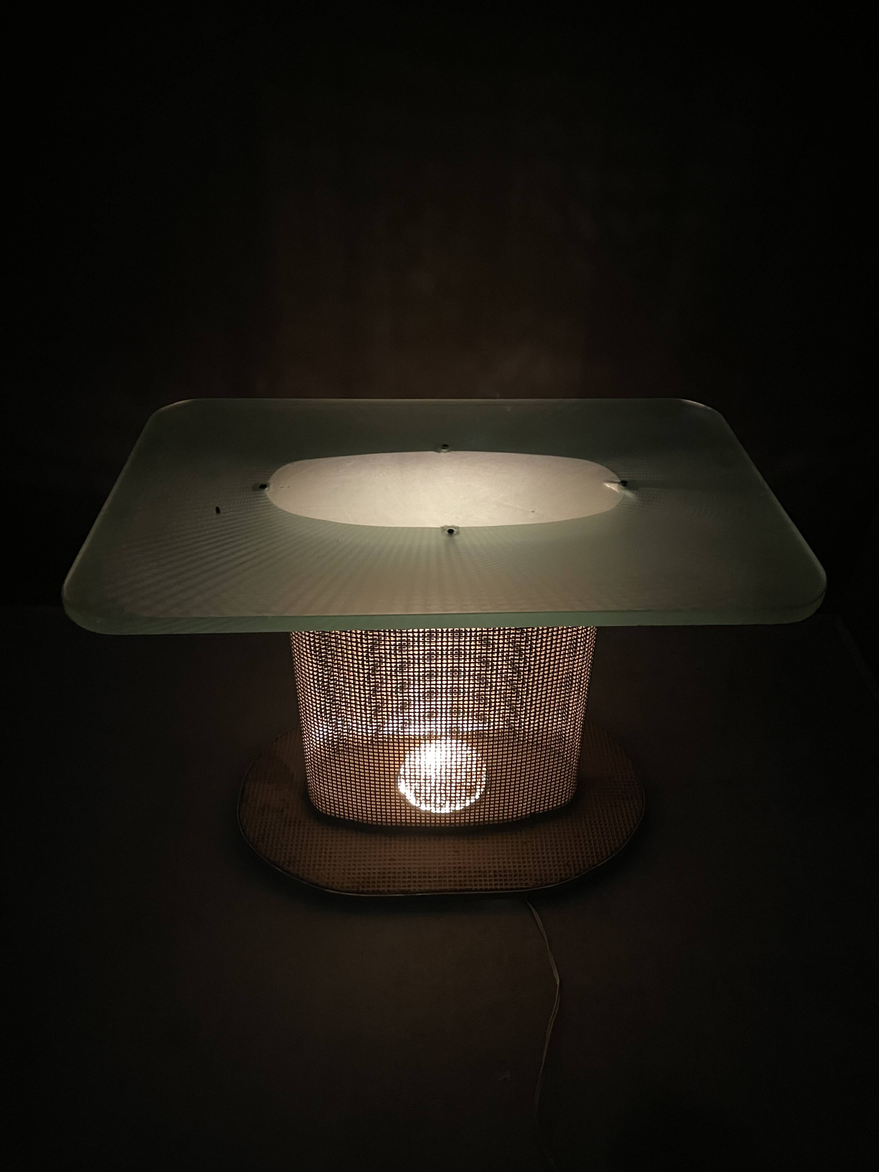 Table d'appoint lumineuse Française des années 1950