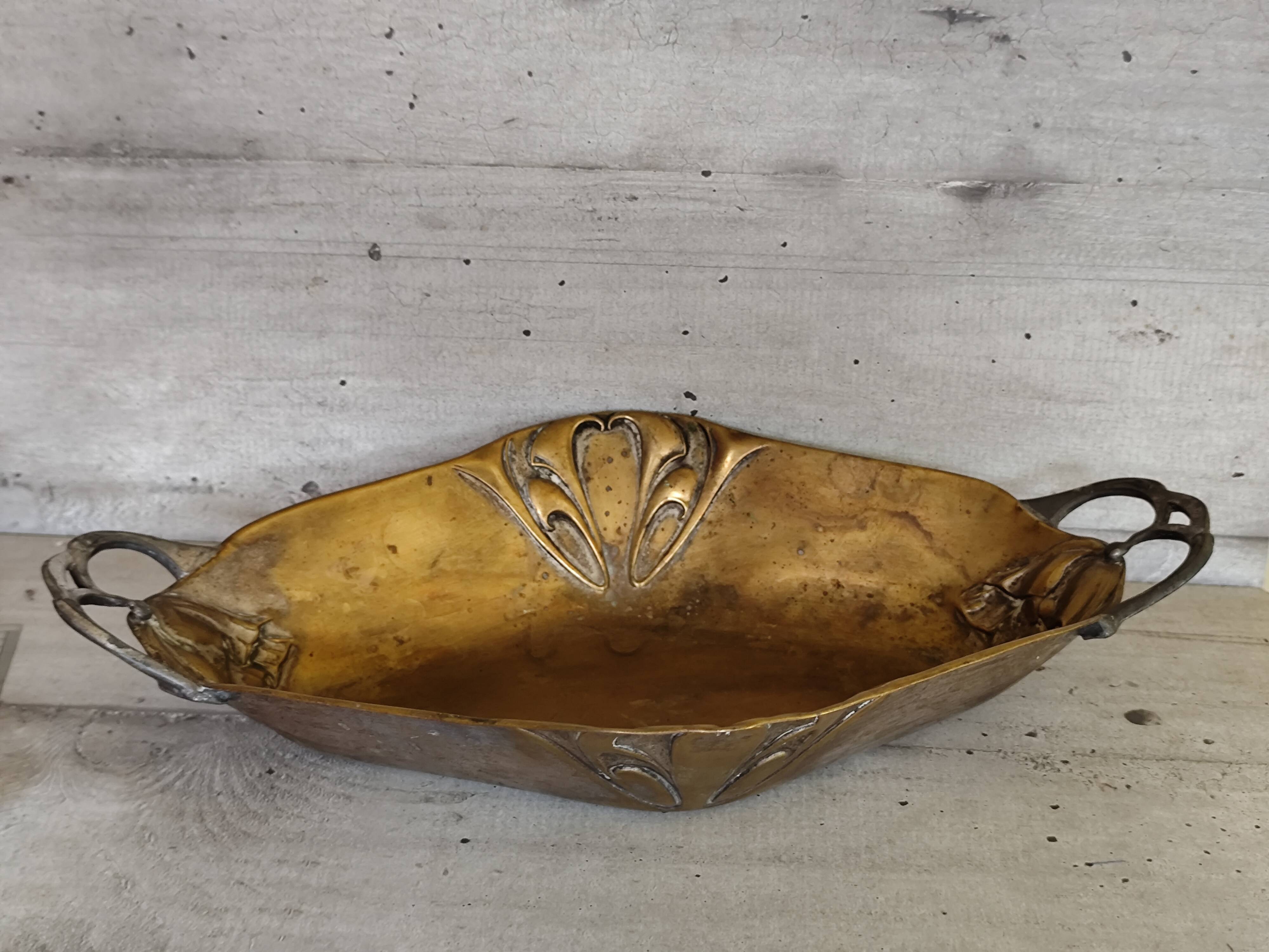Art Nouveau bread basket