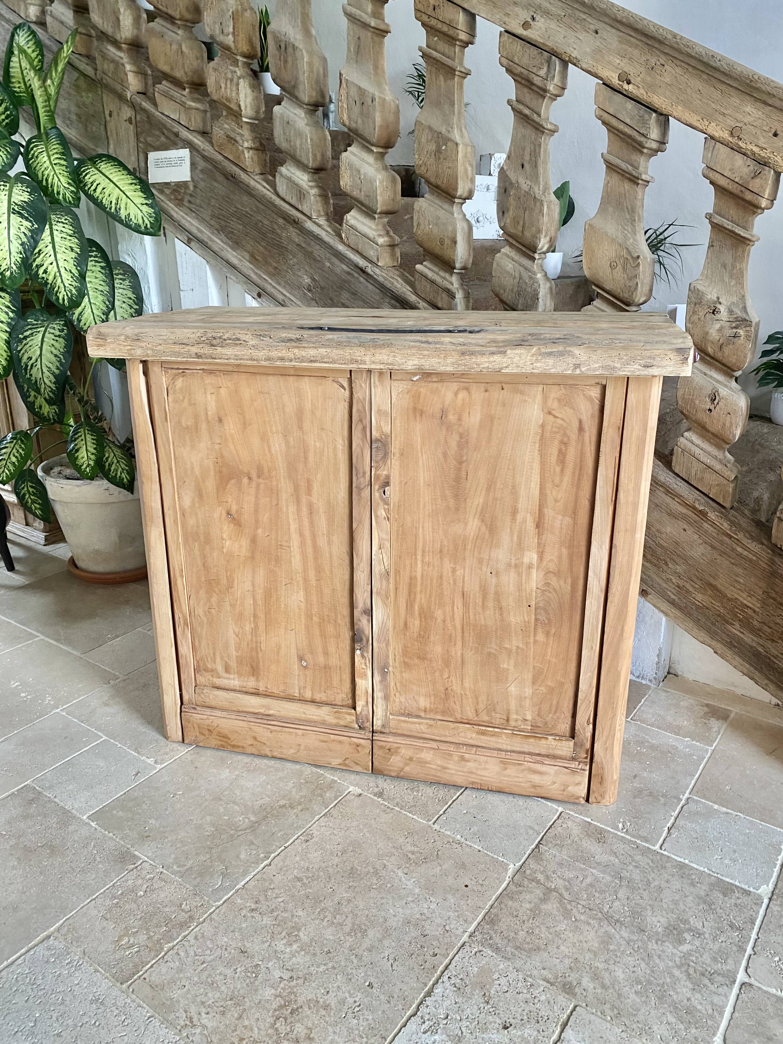 Bar furniture vintage antique counter