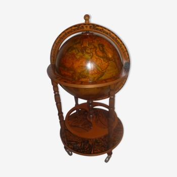 Map of the world bar globe roulette land vintage service