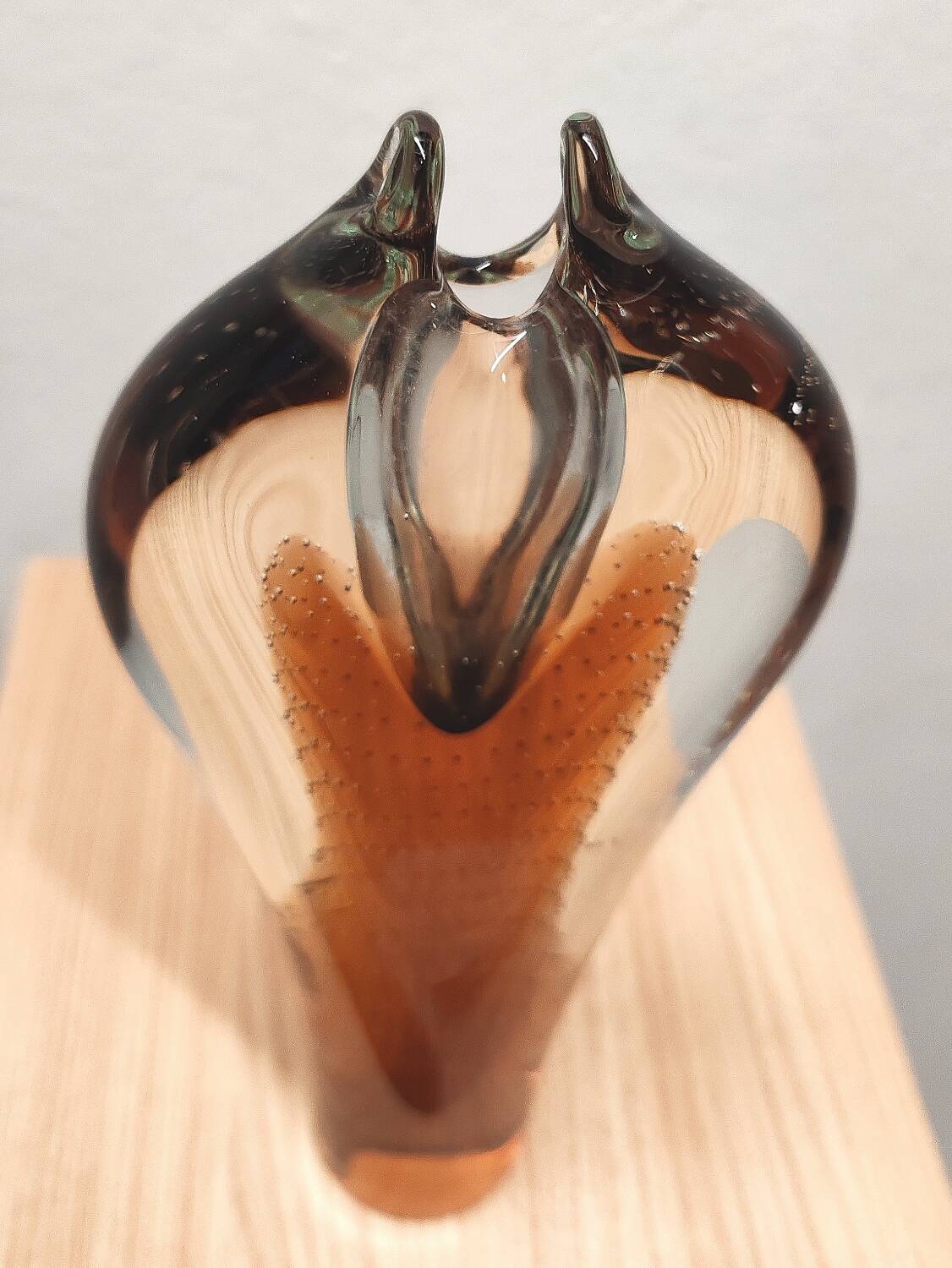 Pavel Judah glass vase for beranek
