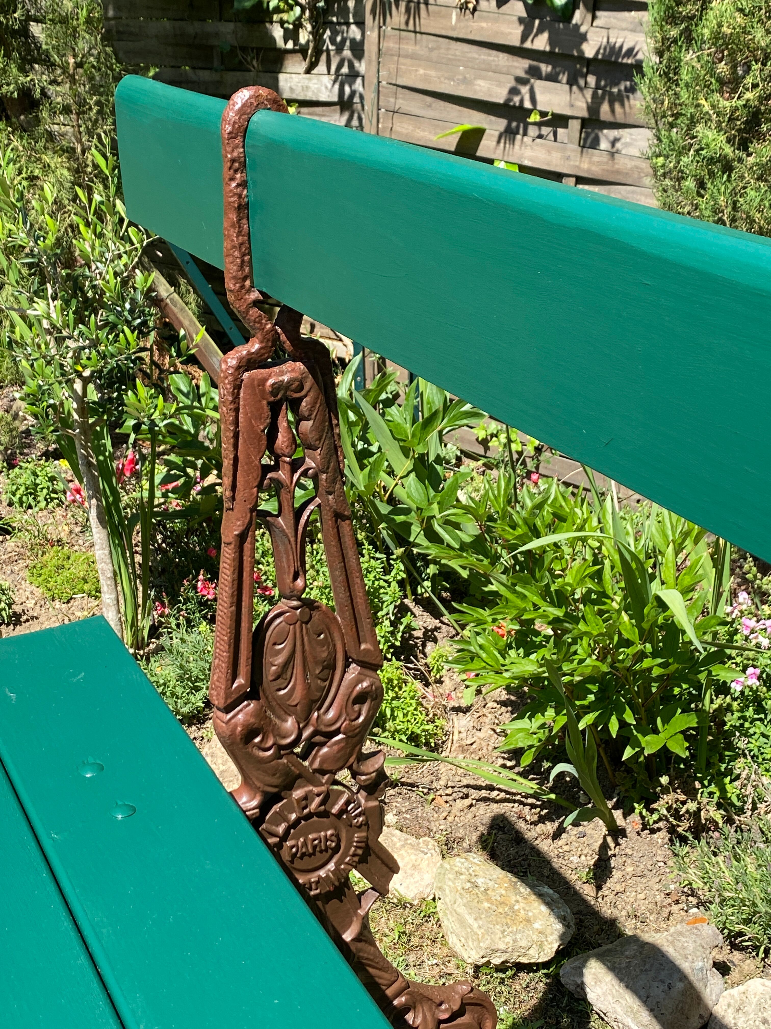 Former public bench of Paris