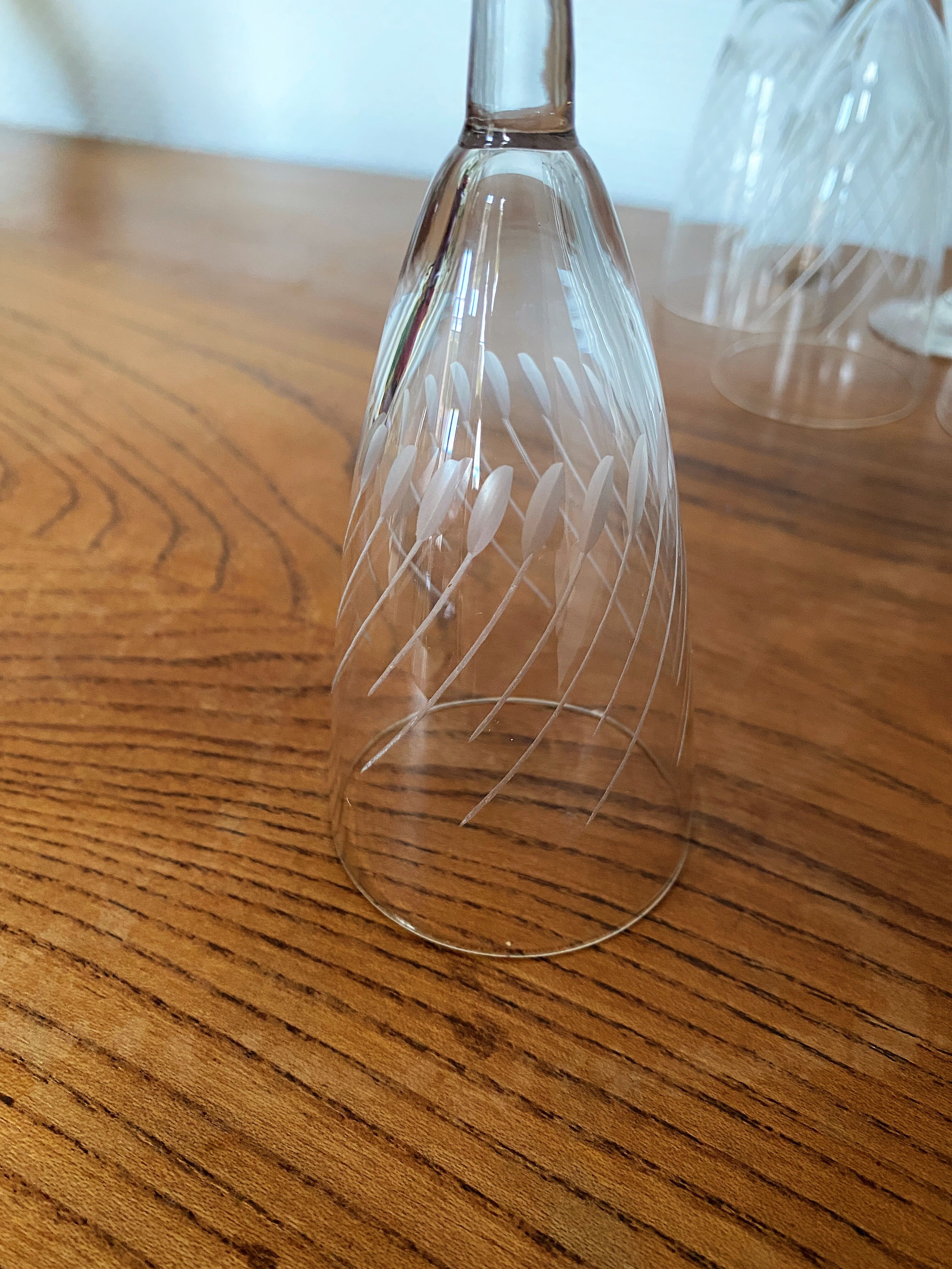 Set of 6 Champagne flutes in engraved glass 10 cl