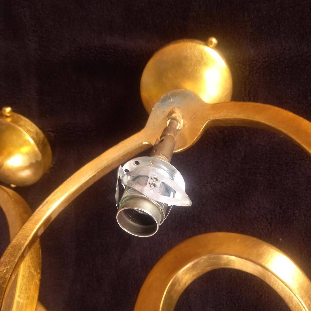 Pair of serpent "teo" lamp wall lights in gold aluminum, enzo ciampalini - 1970s