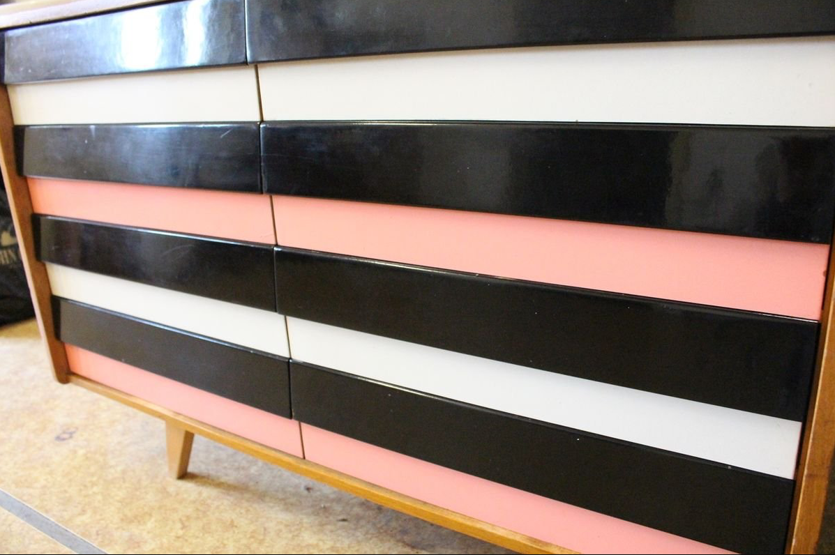 Model U453 Sideboard by Jiří Jiroutek for Interier Praha, 1960s