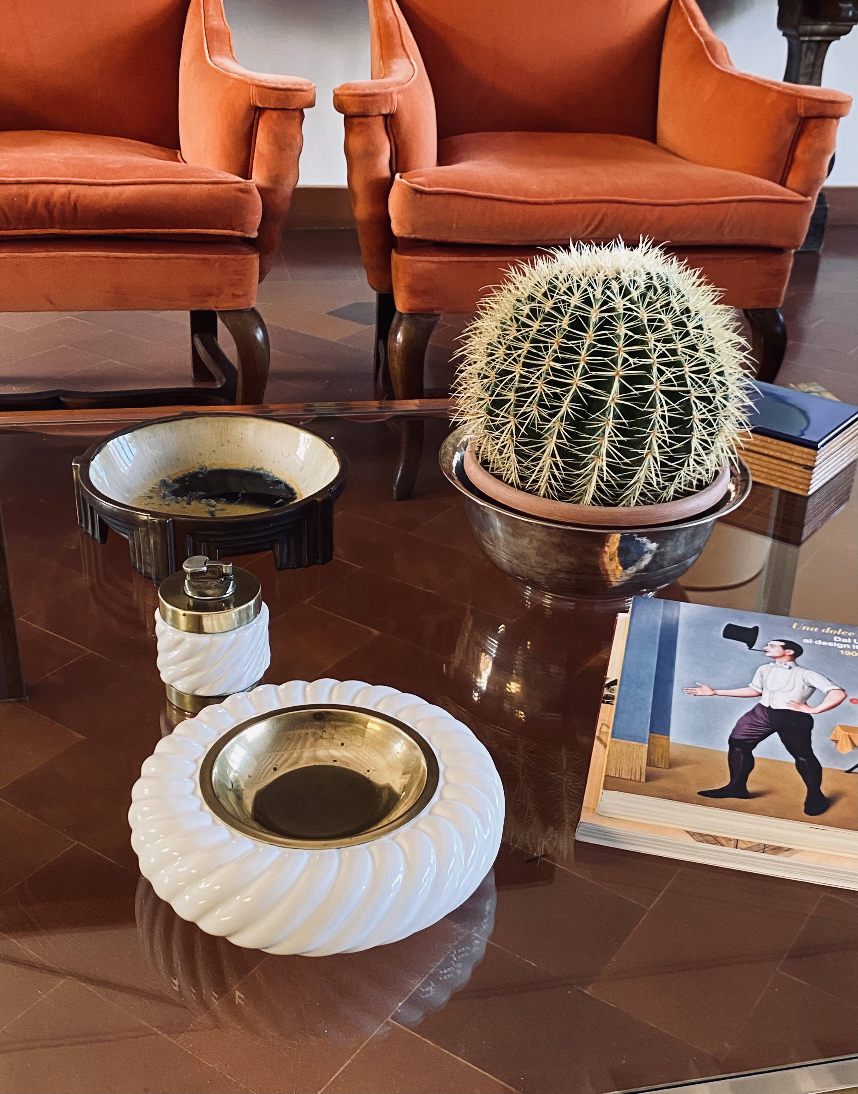 Tommaso Barbi, Smoking set white ashtray and table lighter, B Ceramiche, ca. 1970