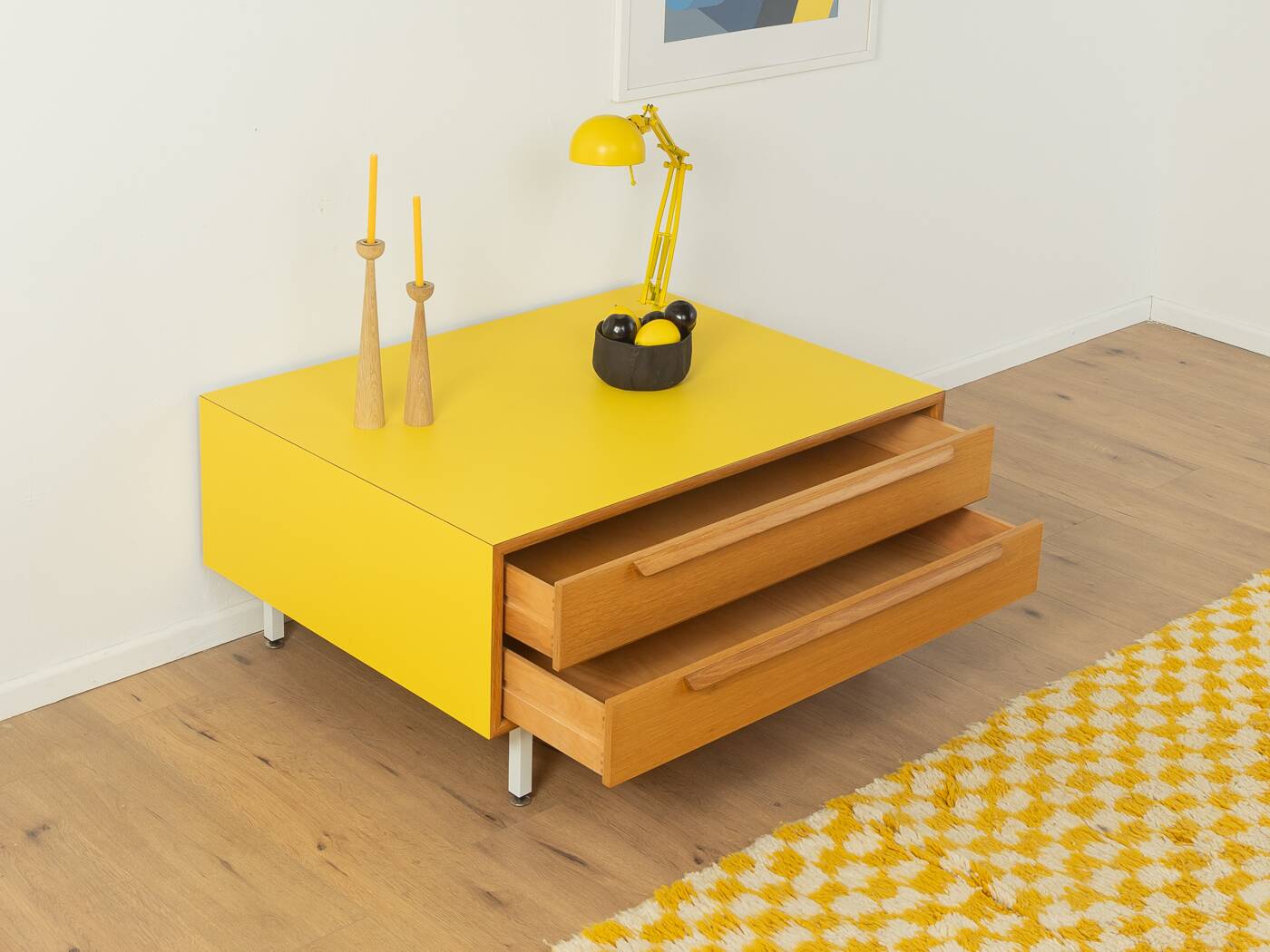 Commode en placage de chêne, années 1960