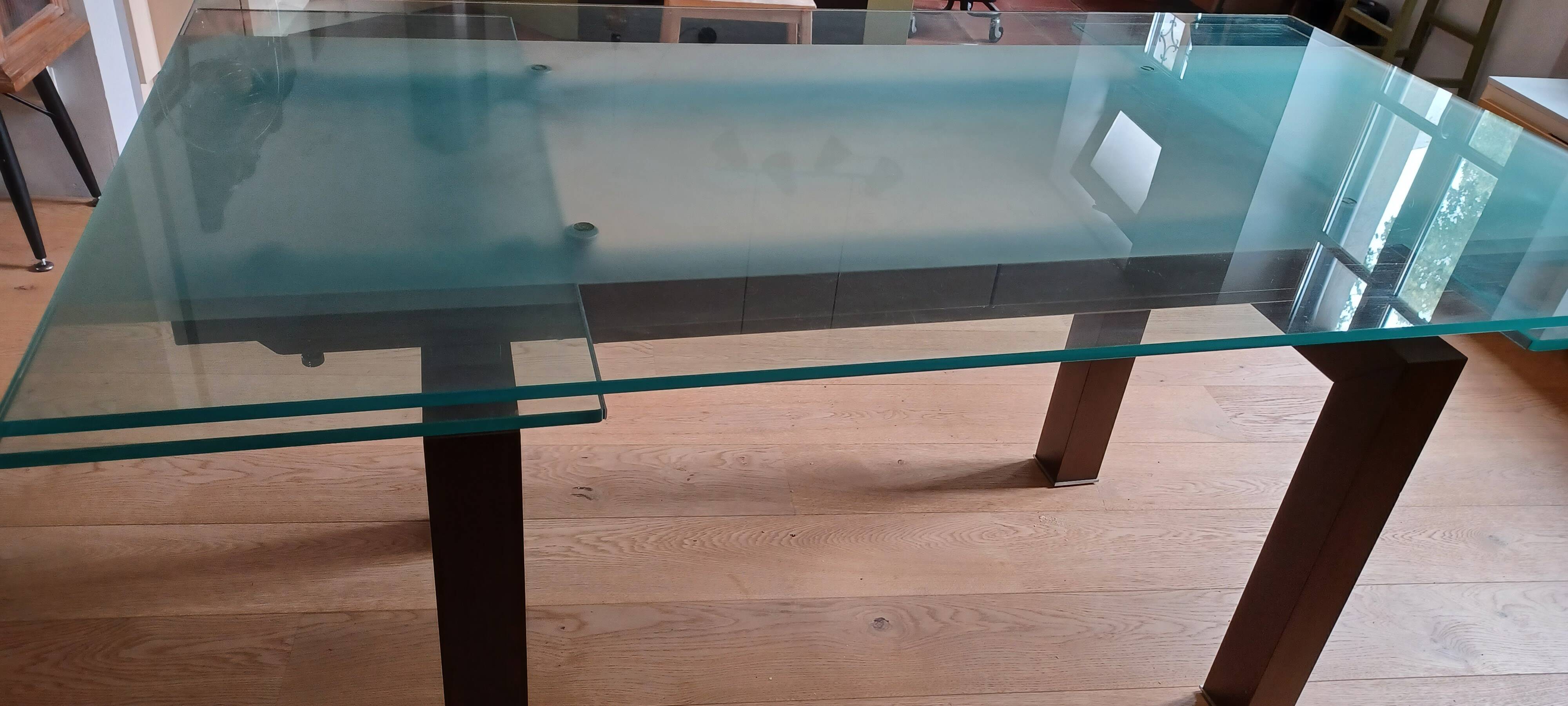 Cattelan Italia designer table – Tempered glass + extensions – Dark wood legs