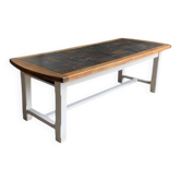 Table de ferme brutaliste