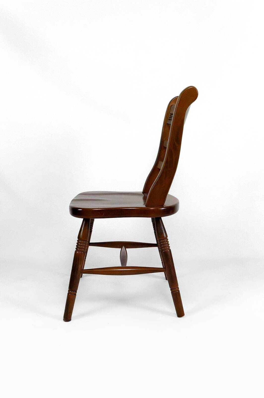 Set of 6 "Windsor" / Western / Cowboy chairs in beech, Circa 1970