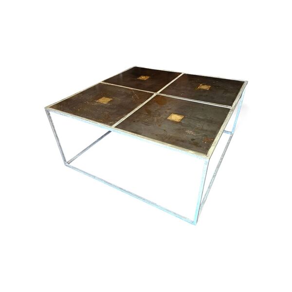 Table basse brutaliste unique des années 1980 avec des plateaux en métal lourd / cuivre / acier.
