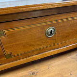 Antique chest of drawers