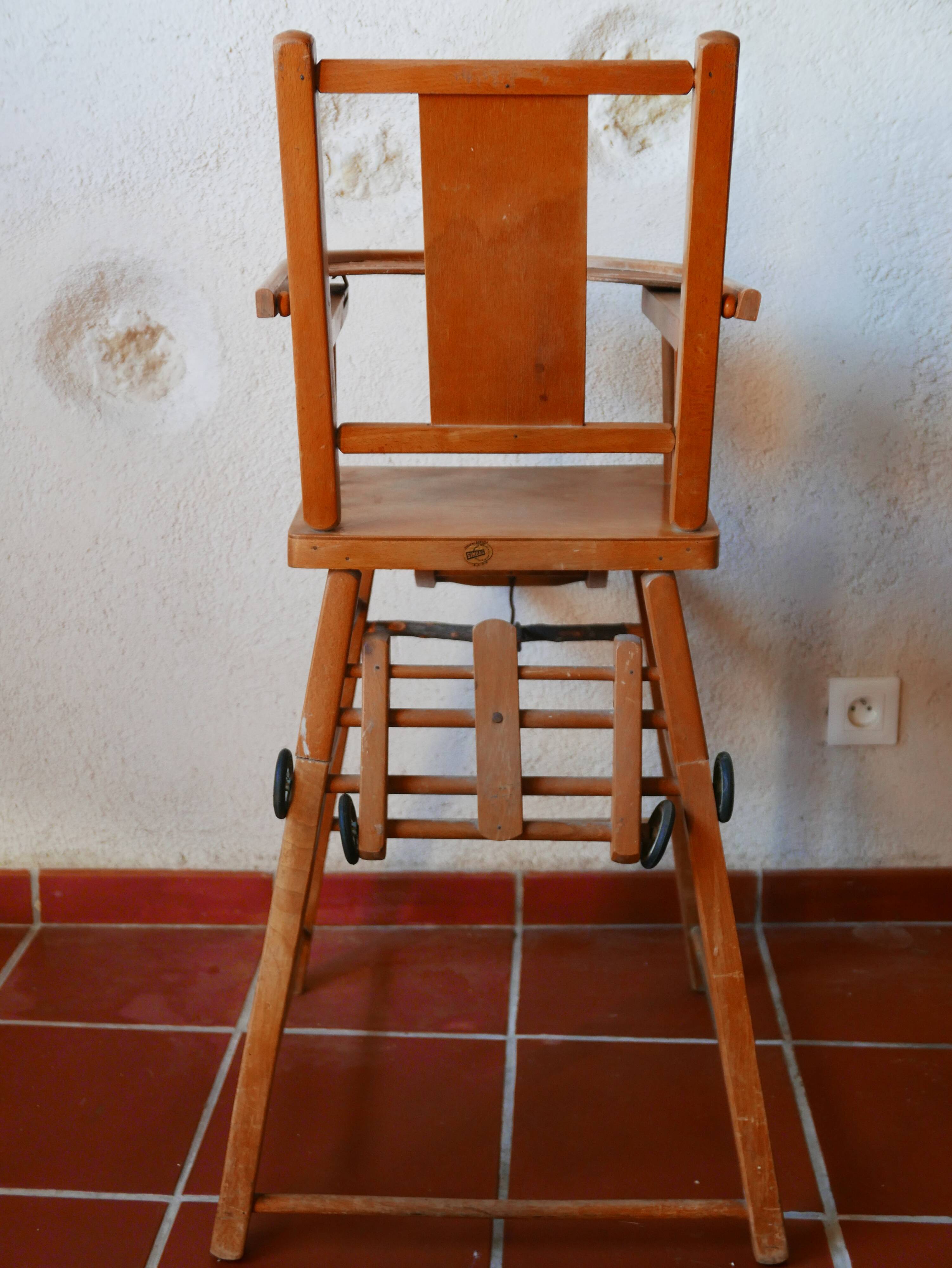 Chair high baby vintage
