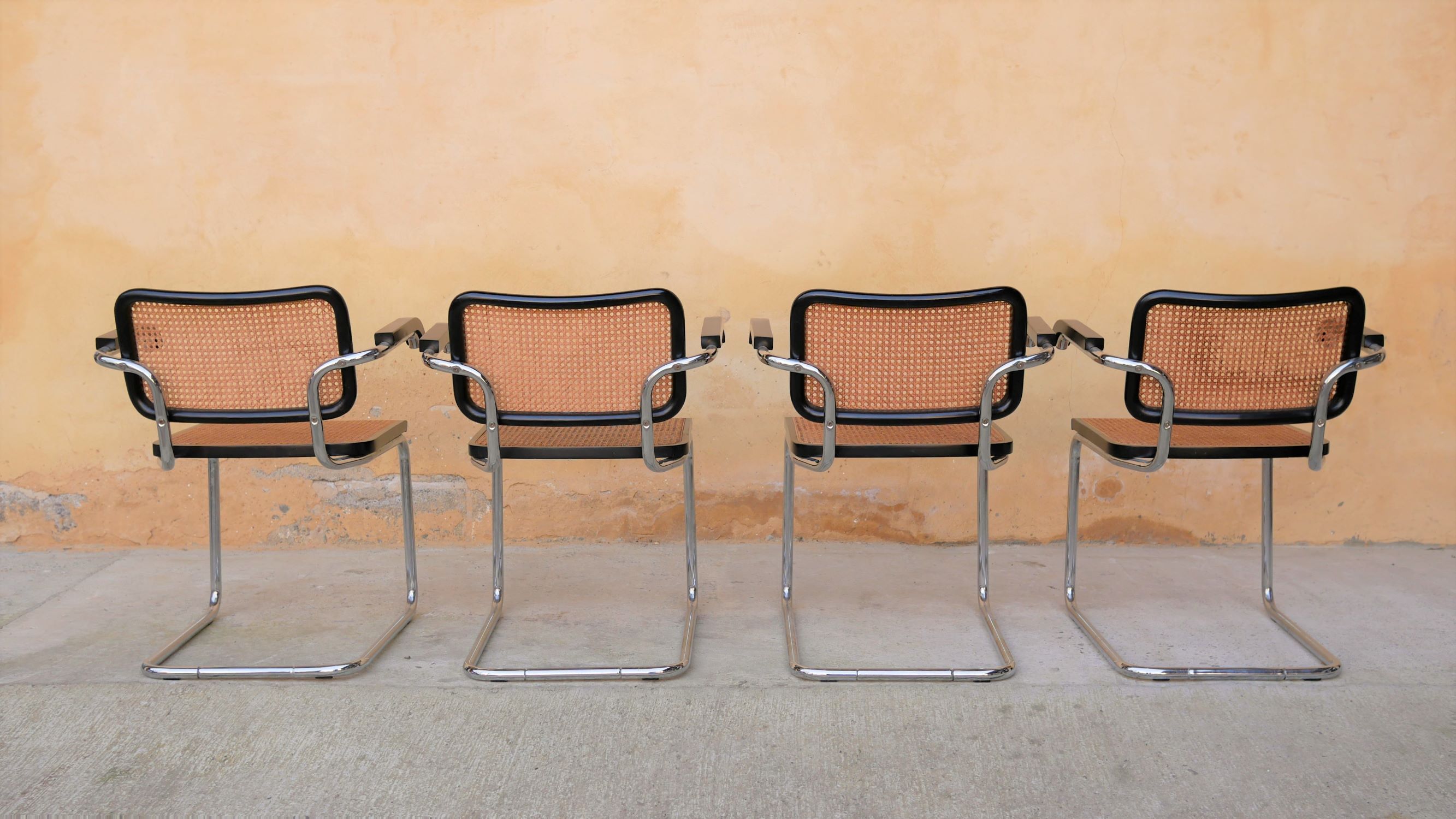Fauteuil B64 par Marcel Breuer