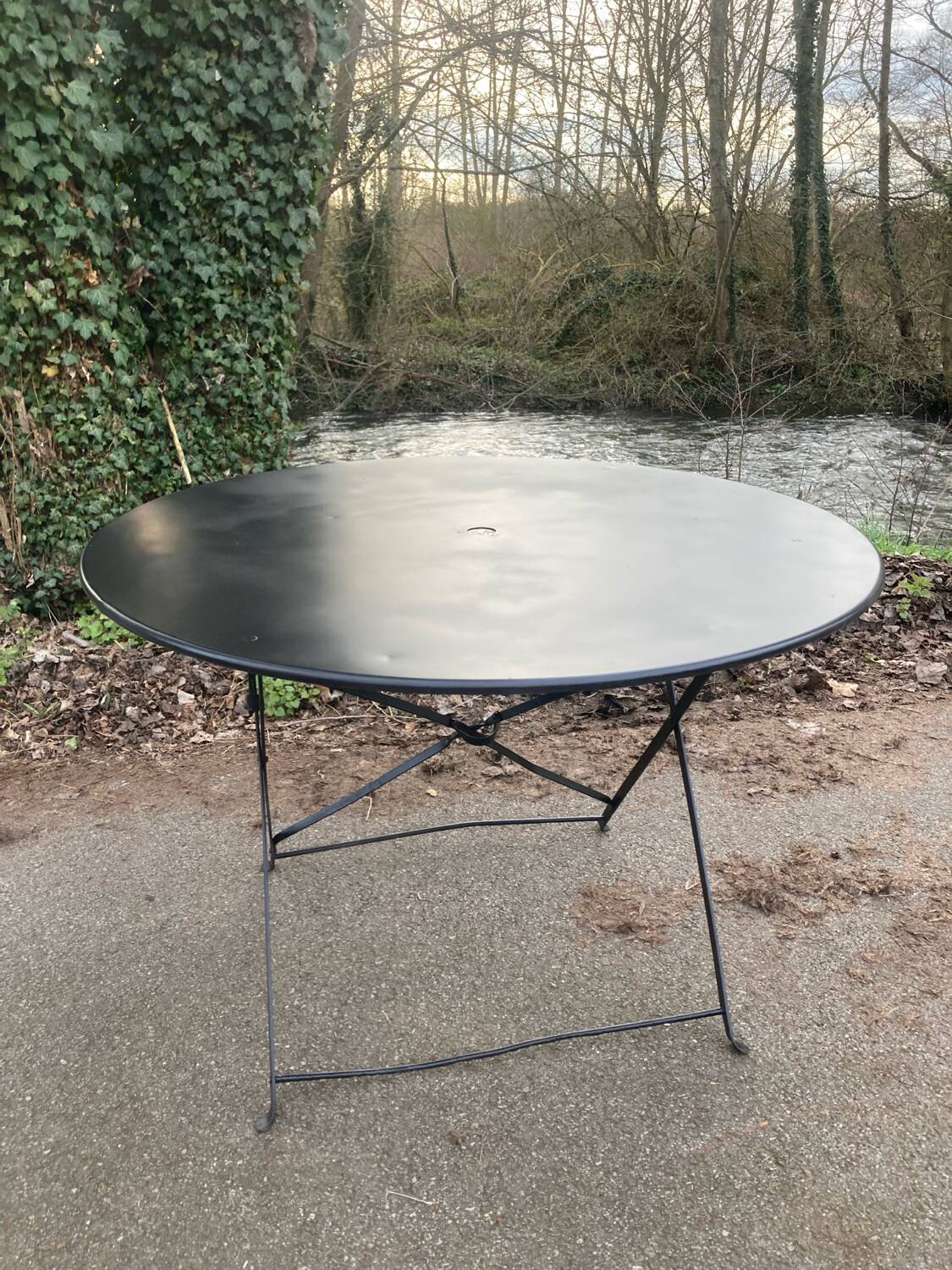 Garden table