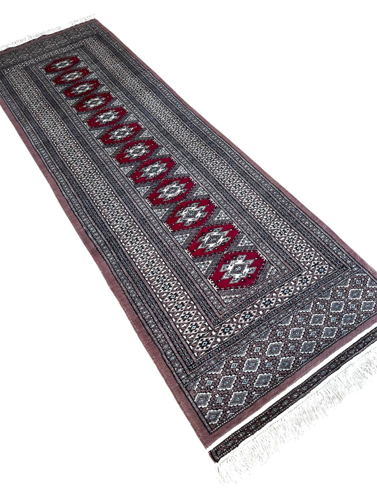 Persian hallway rug 270cm x 80cm