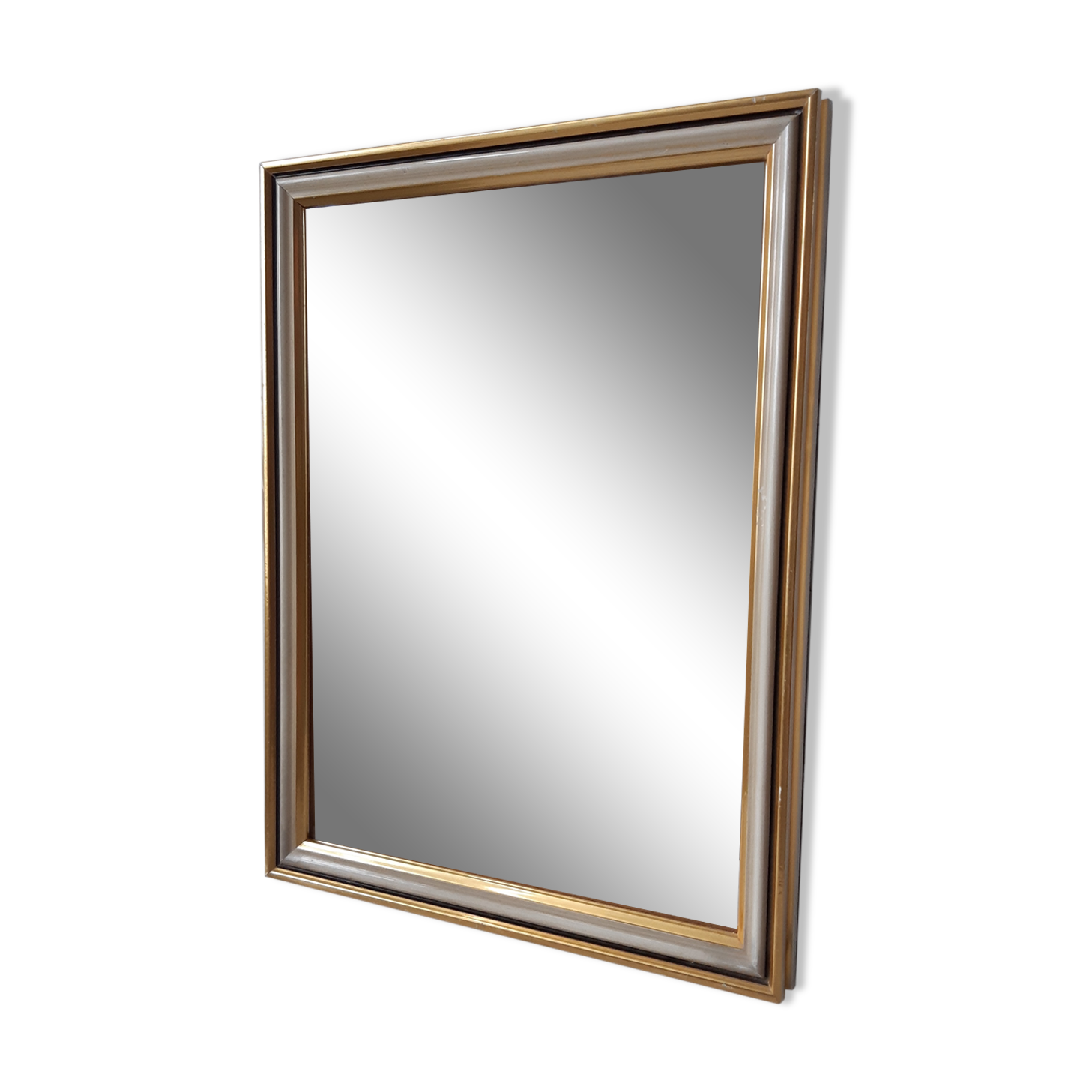Varnished wooden mirror to install or hang