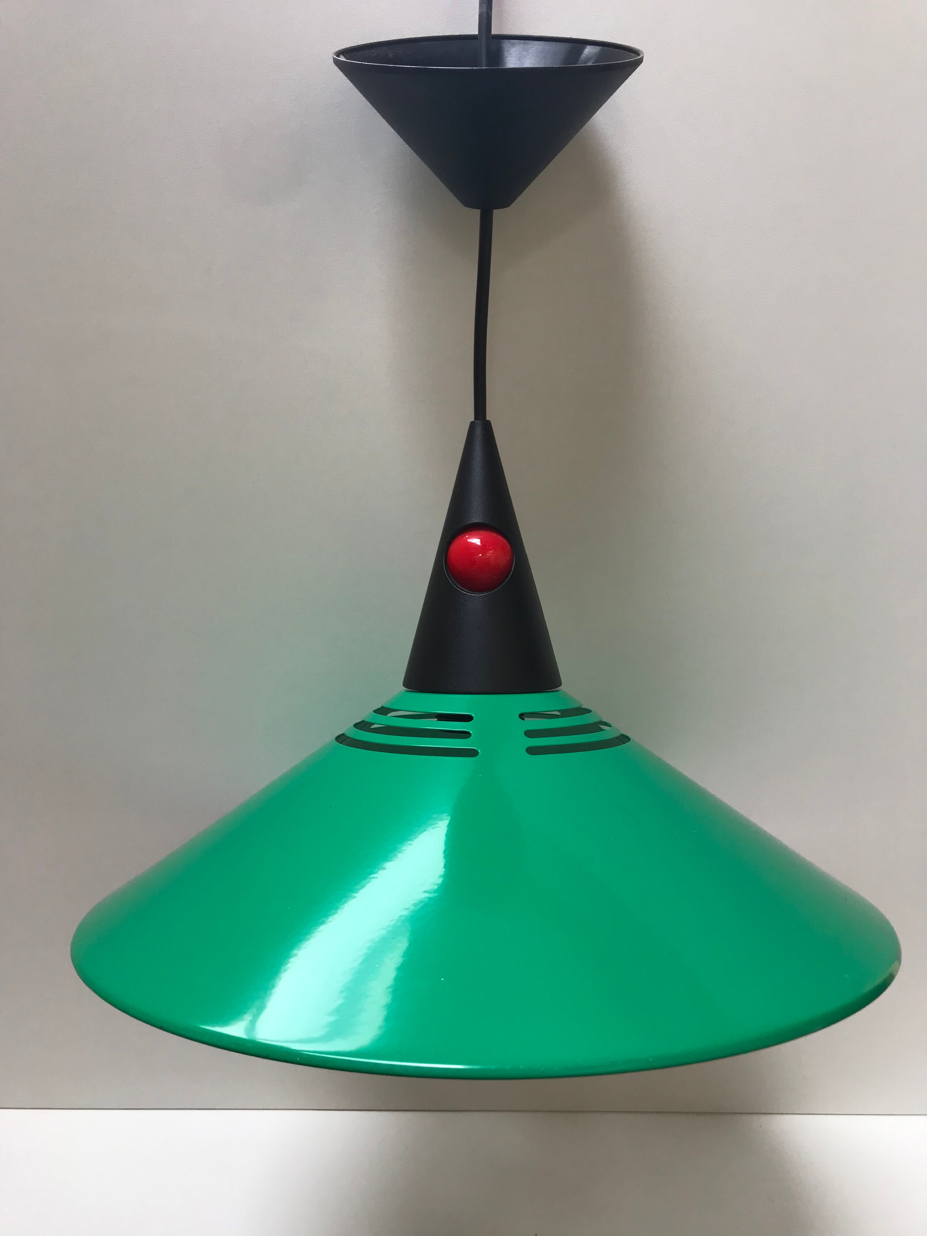 Green metal suspension