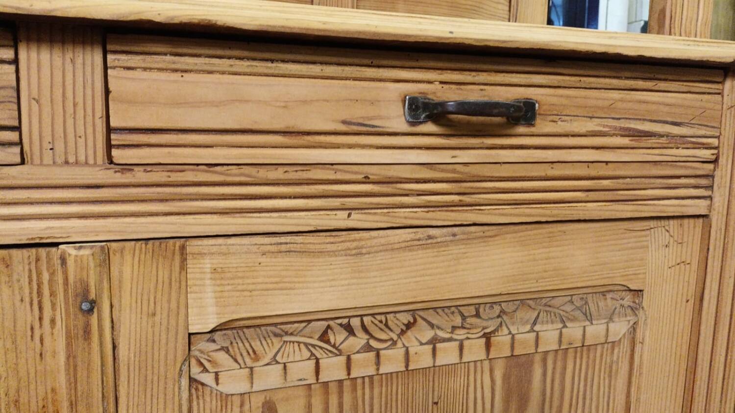 Two-body sideboard, dresser