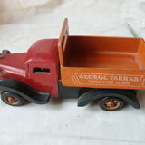 Camion en bois