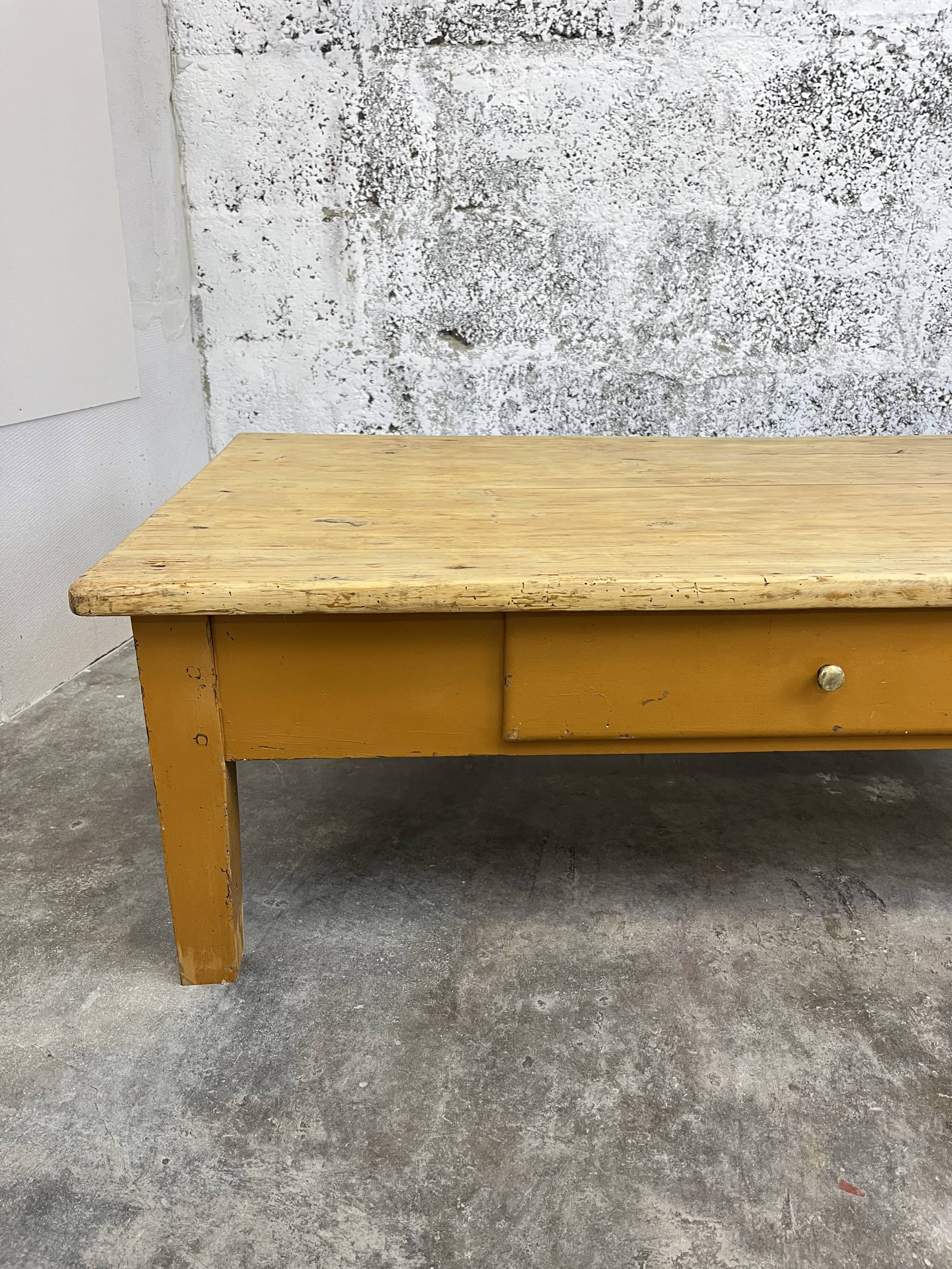 Coffee table farmhouse table
