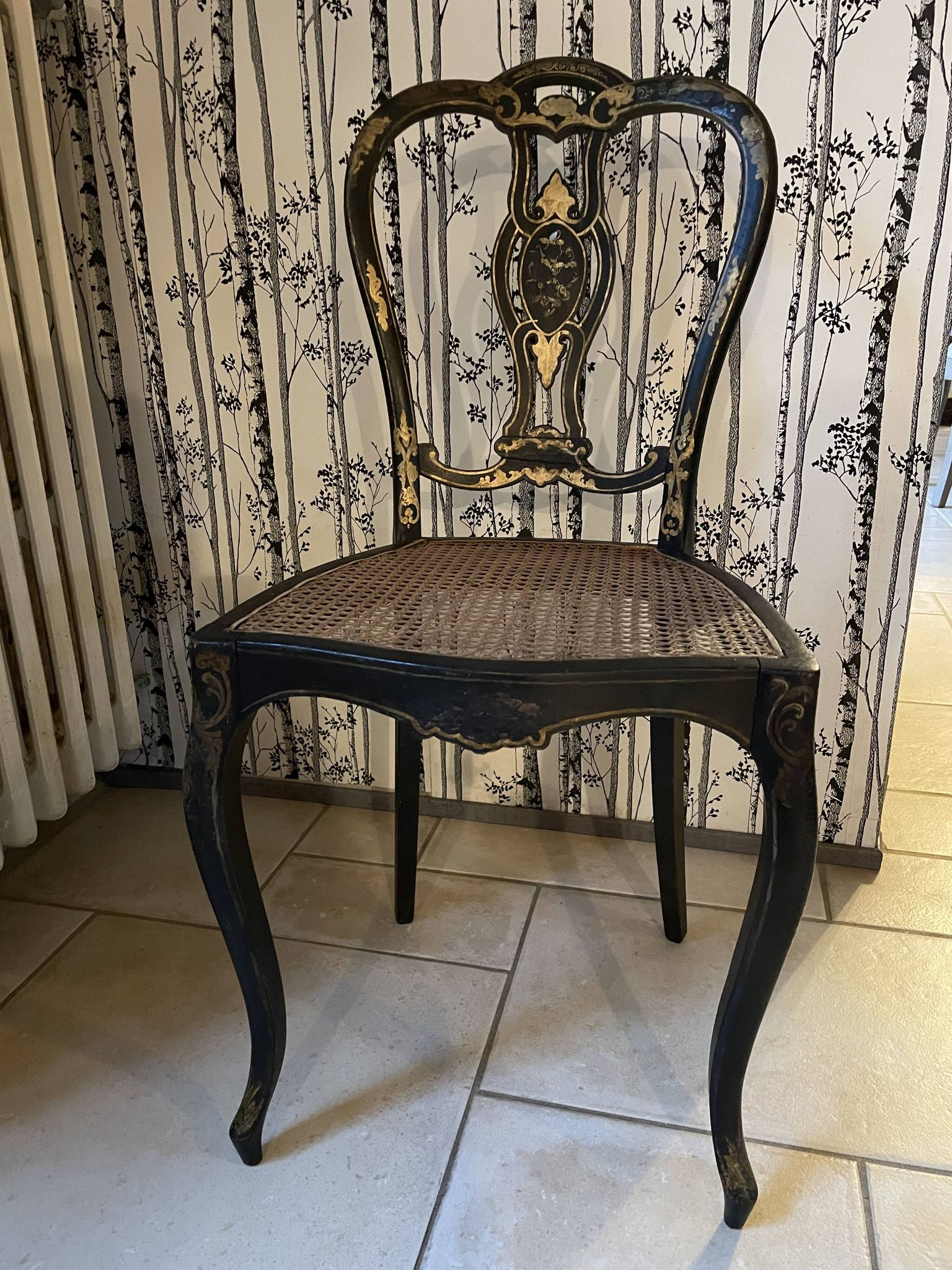 Chaise bois noirci