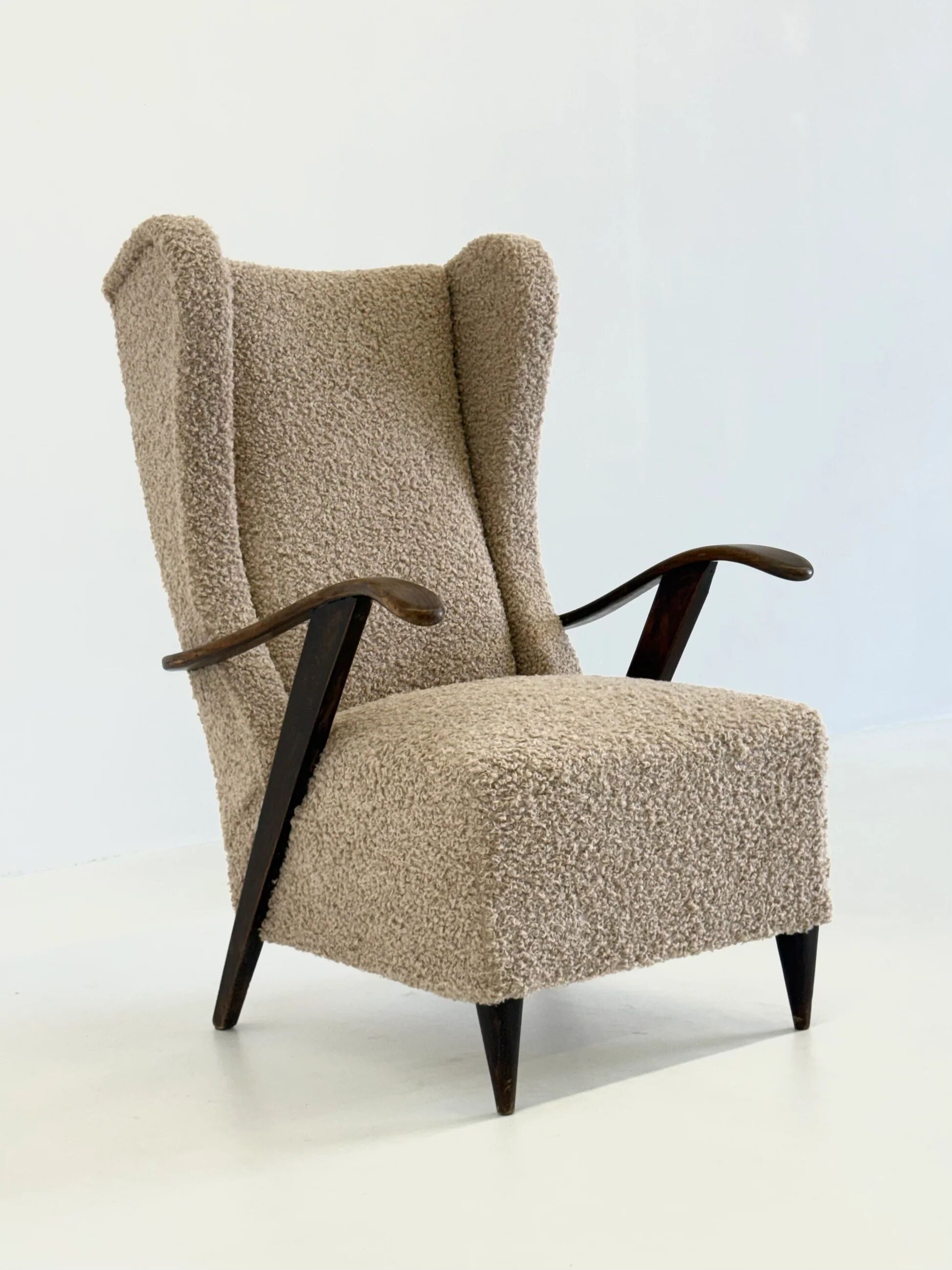 Melchiorre Bega armchair in beige bouclé