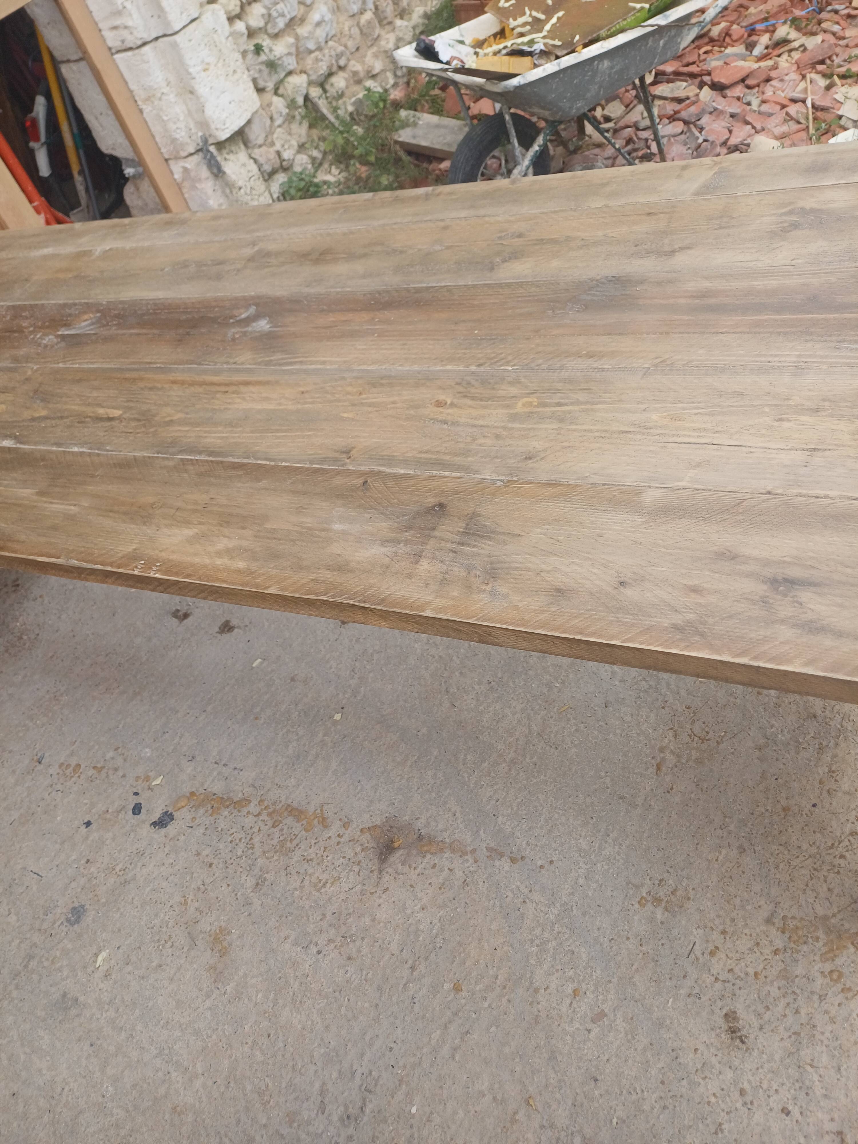 Pine table