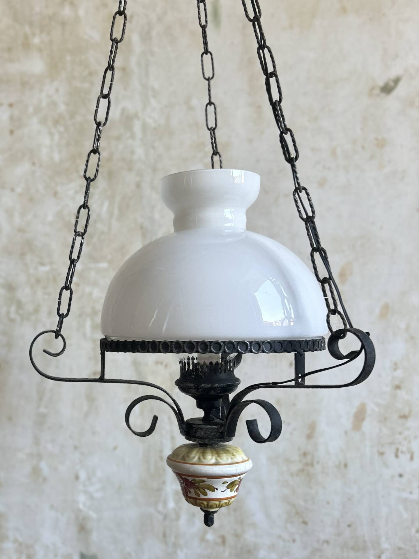 Suspension vintage en opaline et céramique