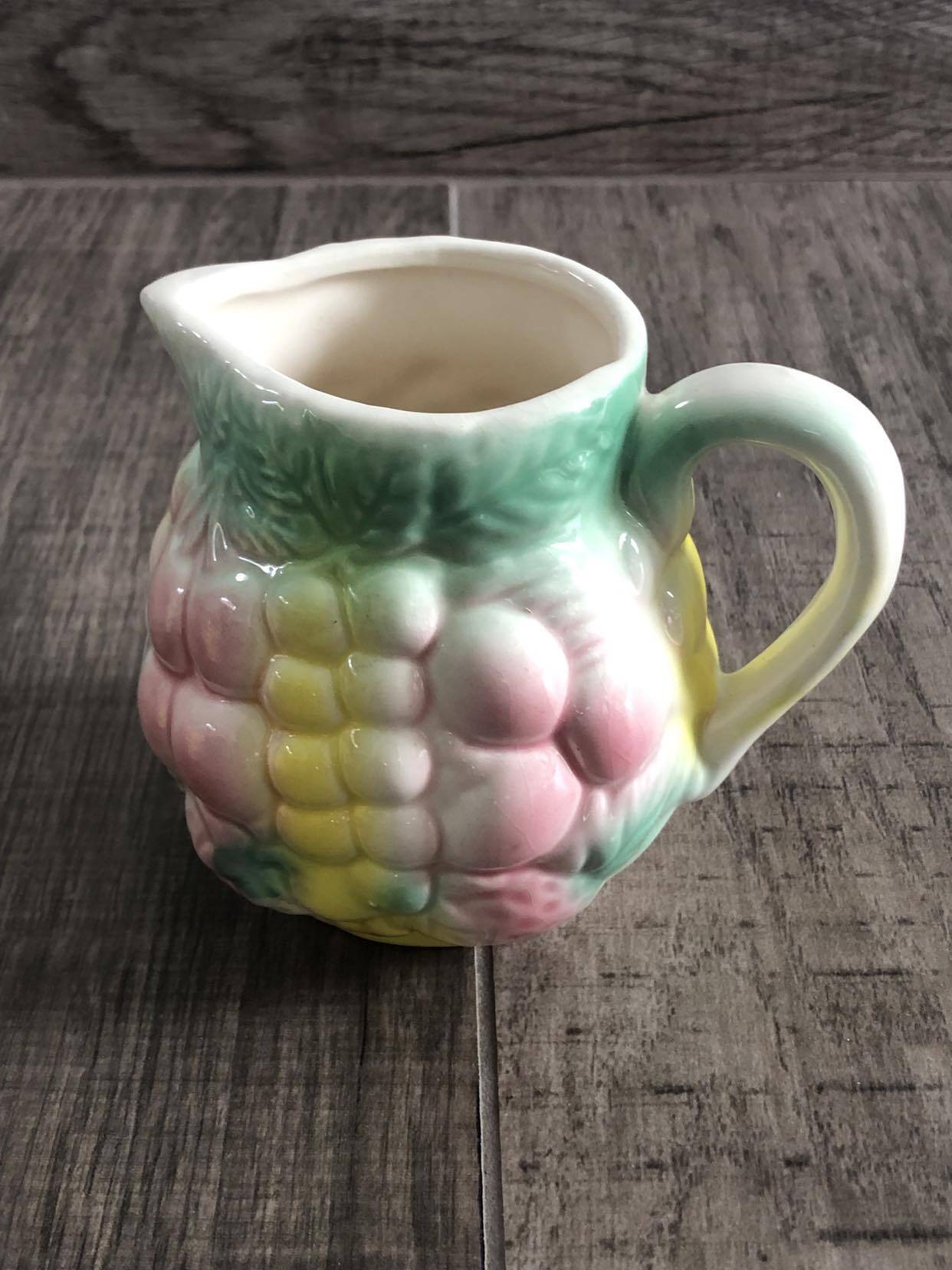 Barbotine milk jug and sugar bowl set - Perfect condition