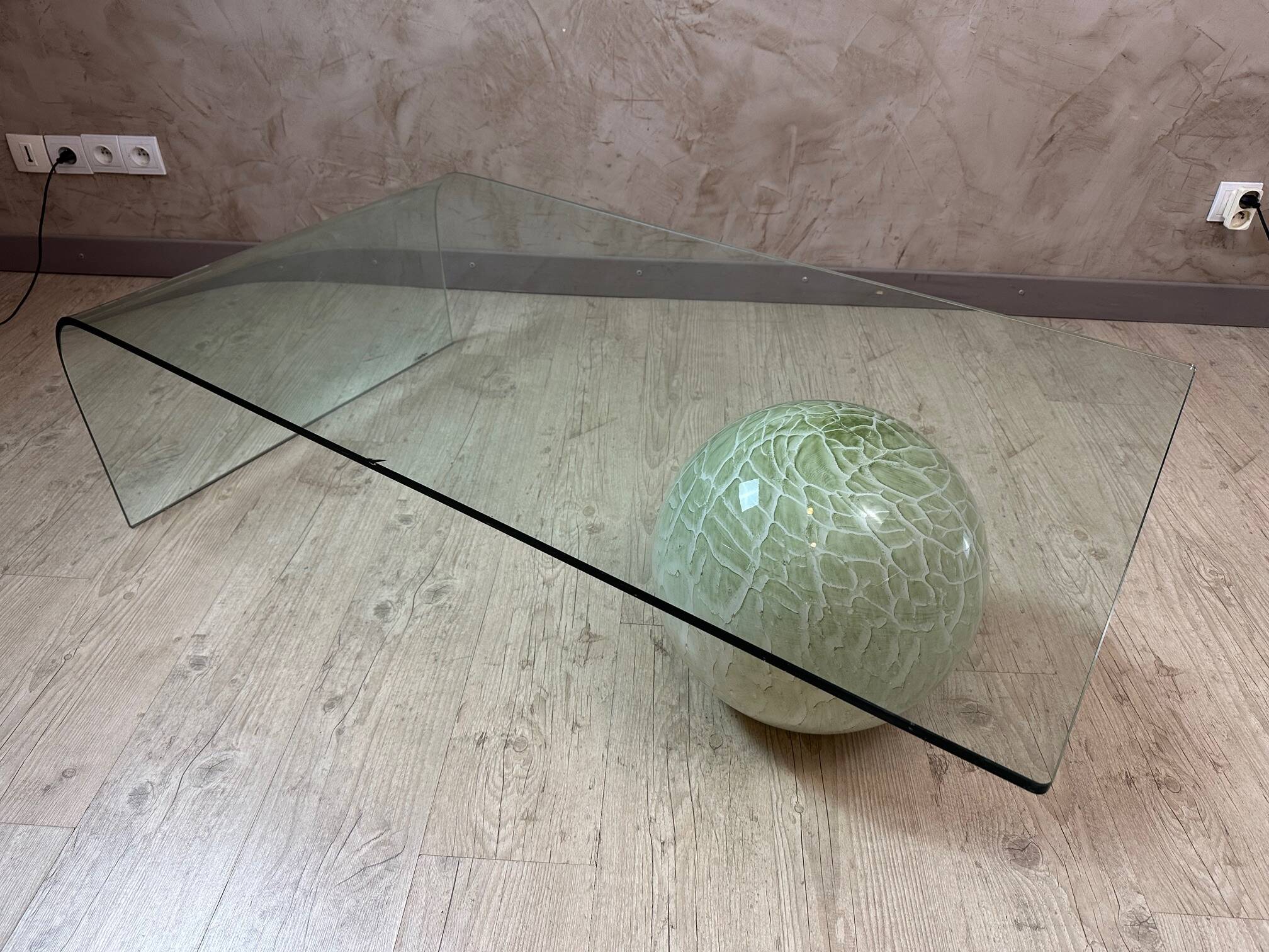 Reflex glass coffee table