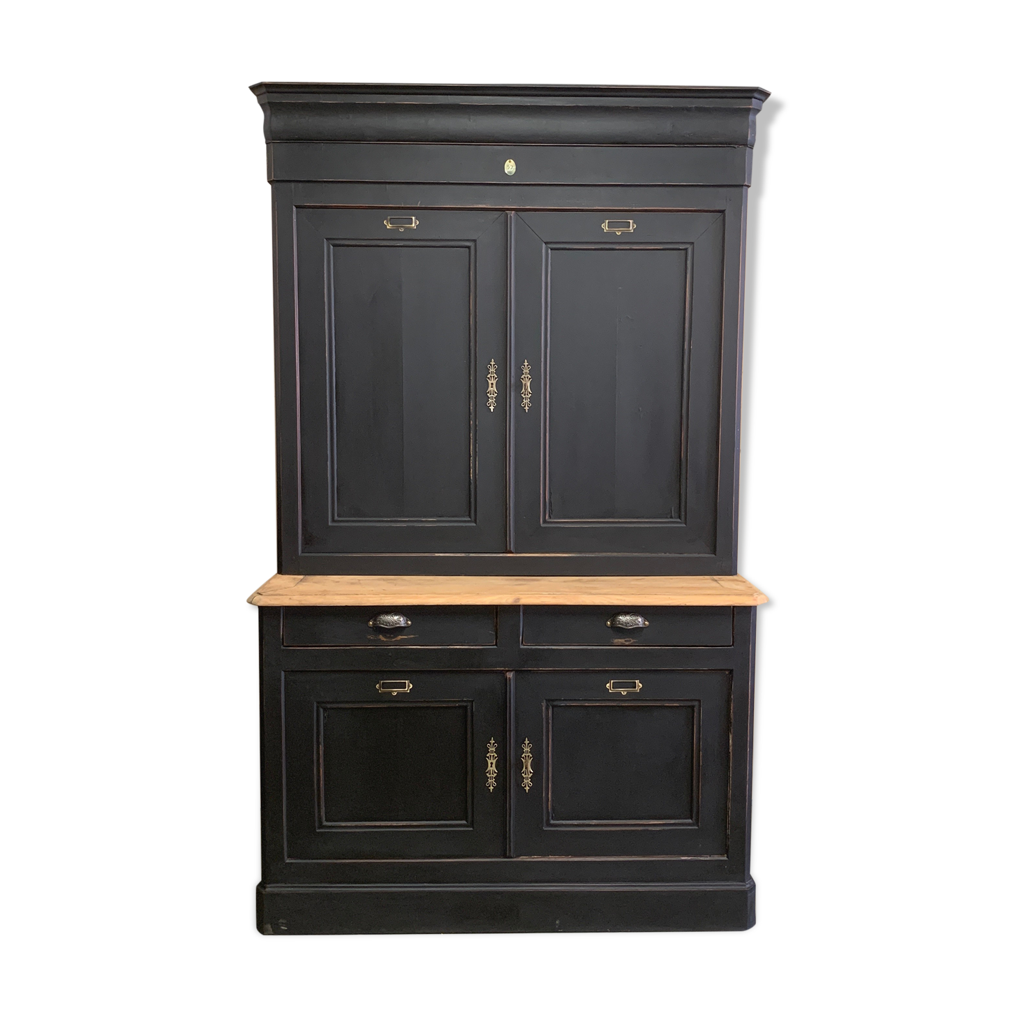 Buffet two black body 1940