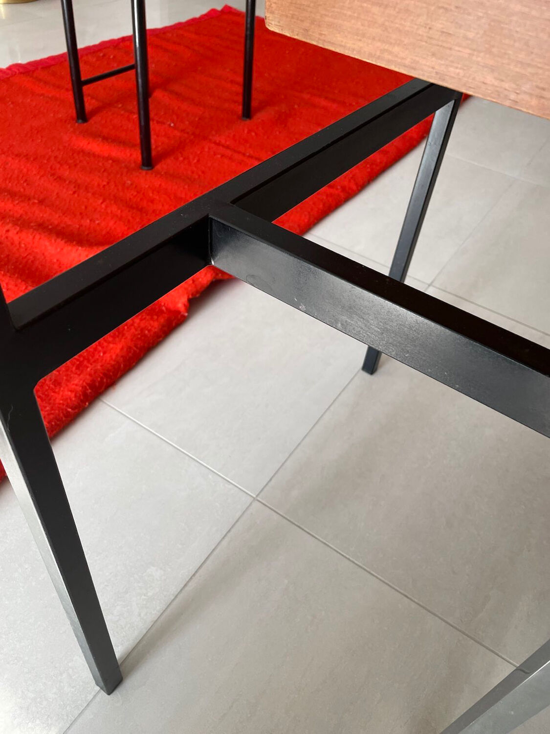 Bureau Pierre Paulin éditions Thonet