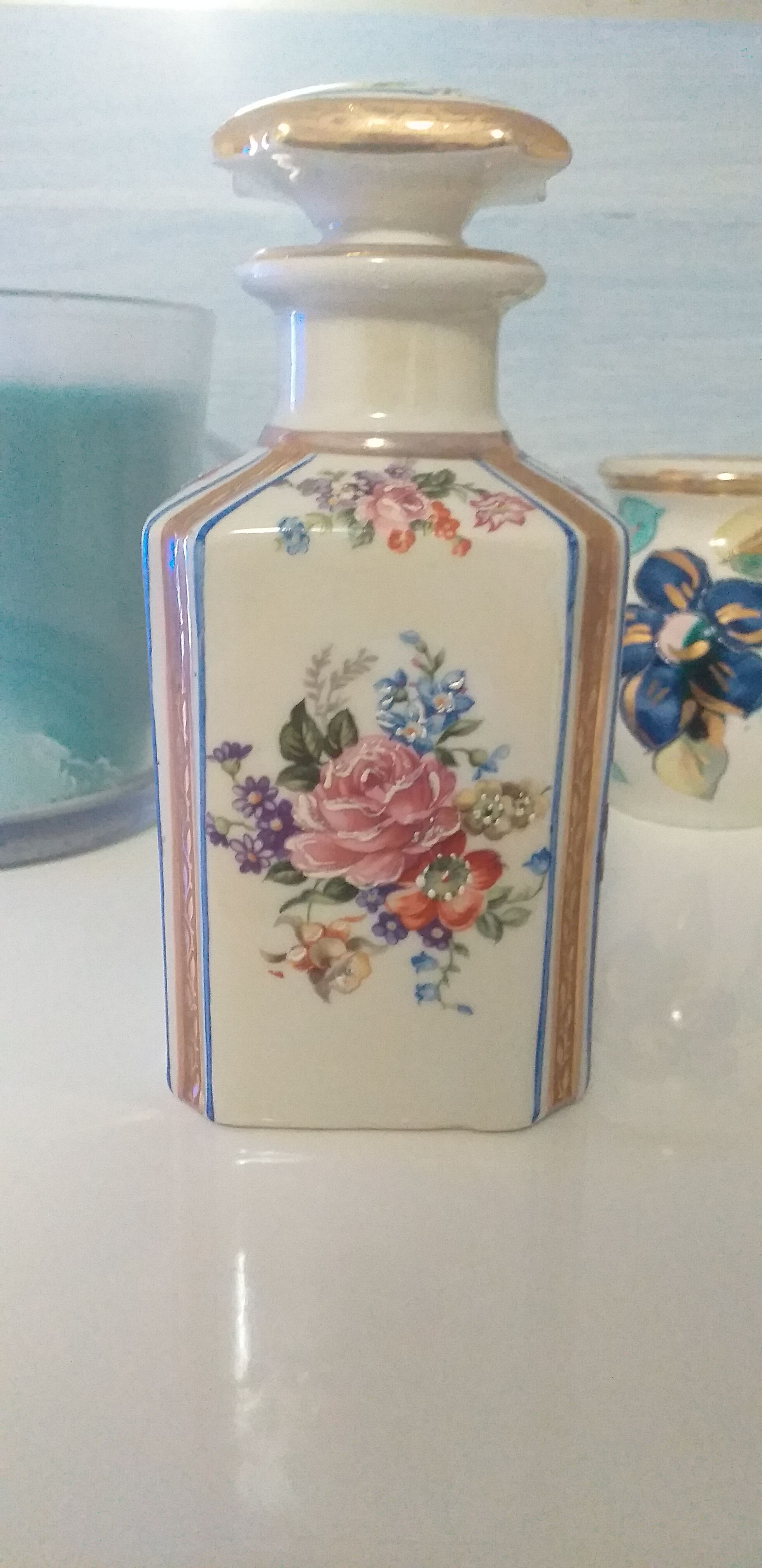 Porcelain bottle