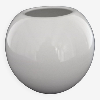 Vase boule blanc en porcelaine
