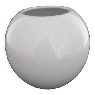 White porcelain ball vase