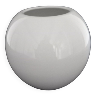 Vase boule blanc en porcelaine