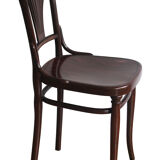 Pair of 1910's dining chairs model no.221 by Gebrüder Thonet