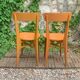 Paire de chaises bistrot caramel 1950