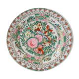 Vintage handmade Japanese plate in porcelain, hand-decorated.