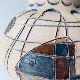 Ceramic vase decoration fish